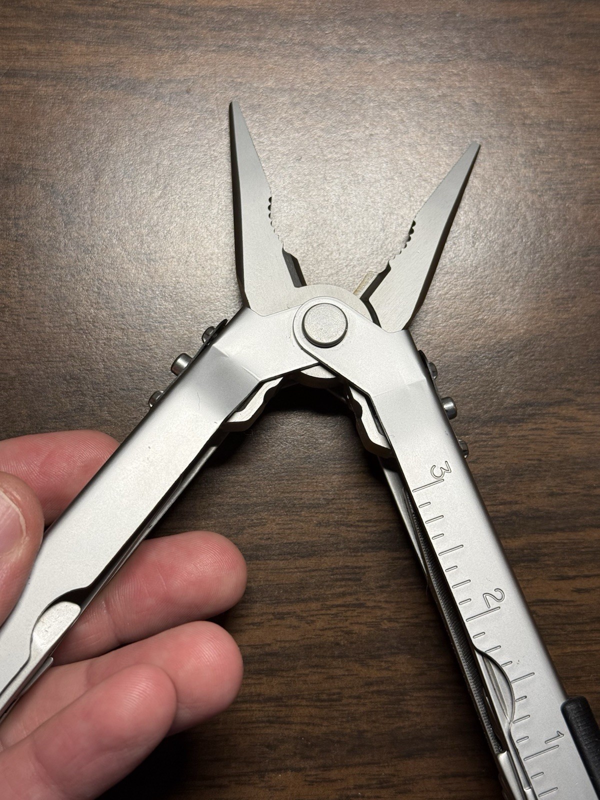 GERBER LEGENDARY BLADES USA MULTITOOL MP600 W/ SHEATH AND BITS