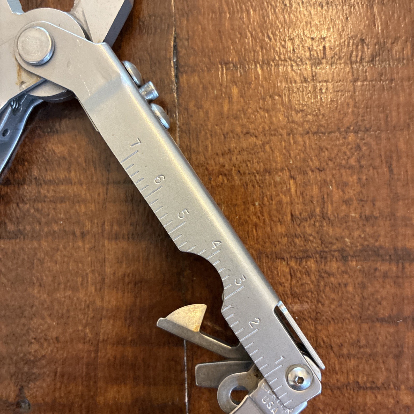 Gerber USA MP600 Blunt Nose Multitool Pliers Knife Saw Vintage – Very Clean!