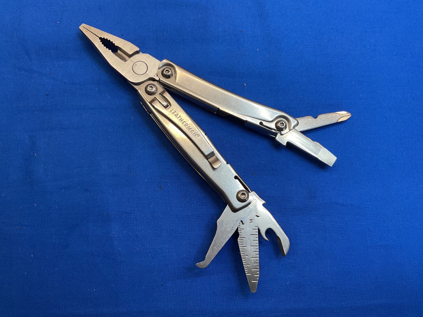 Leatherman Rev Multi-Tool Knife Plier 2018 Date Code