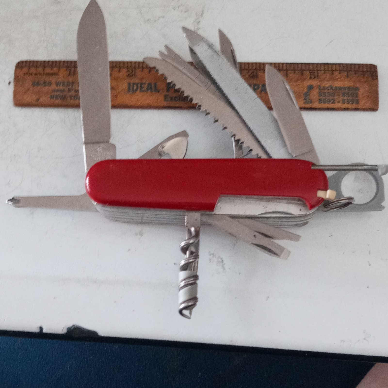 Victorinox Swiss Army Red Multi-Tool Knife, Knife Scissors Saw Screwdriver