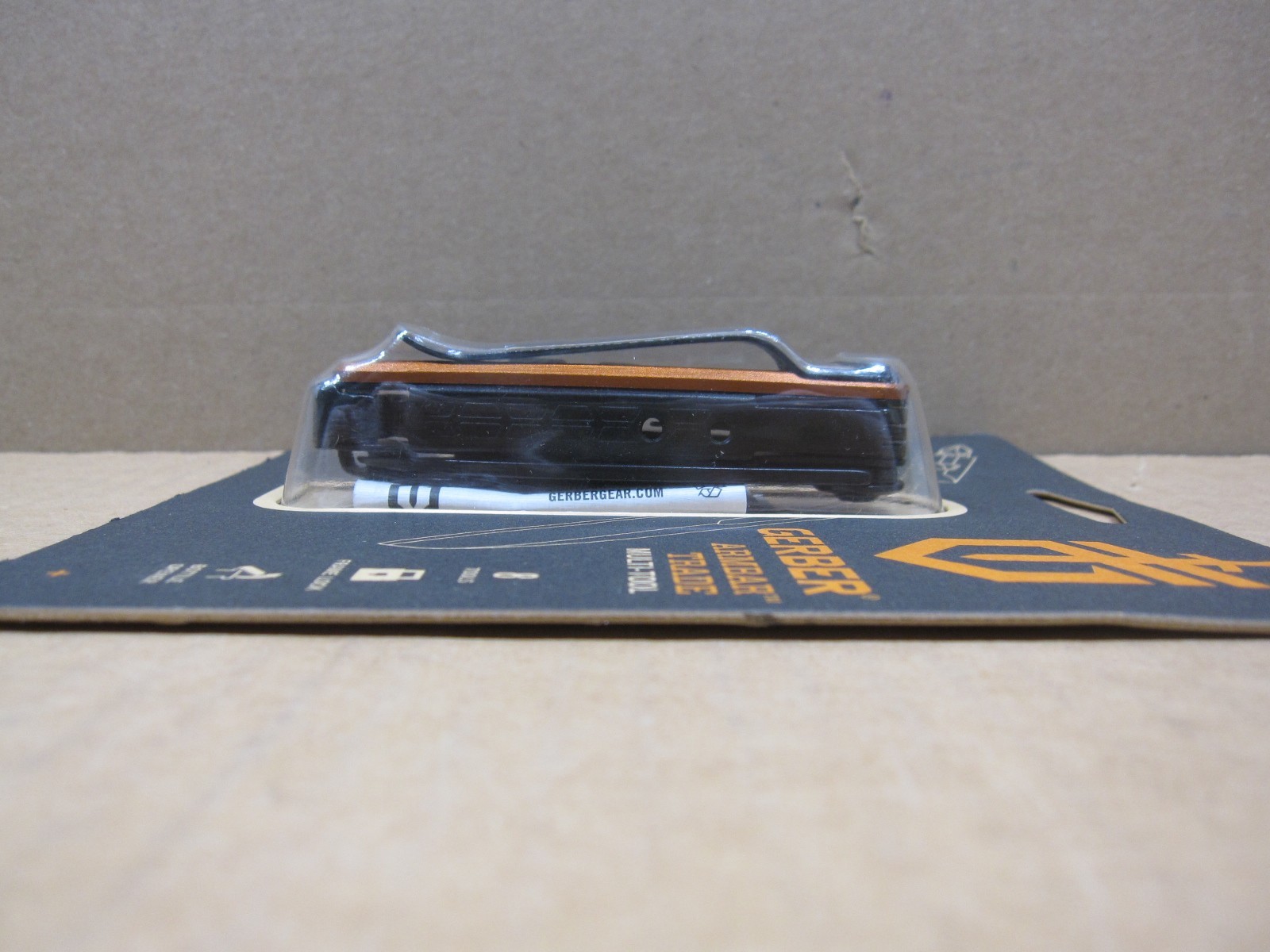 Gerber Armbar Trade Multi-Tool 2.5″ Stainless Steel Blade 8 Functions