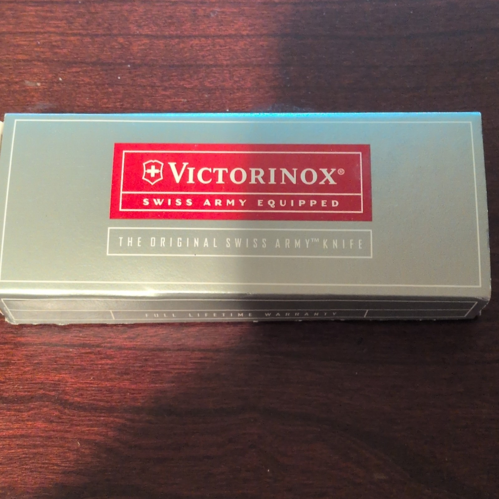 Victorinox Classic Red Ambassador Multi-Tool 4 Tools 3.6in Stainless Steel