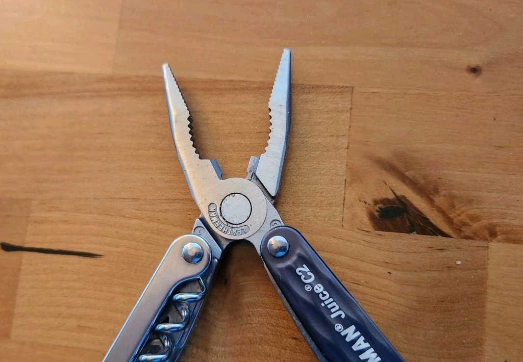 Leatherman Juice C2 Multi-Tool, Knife, Granite Gray, Retired – Excellent B93