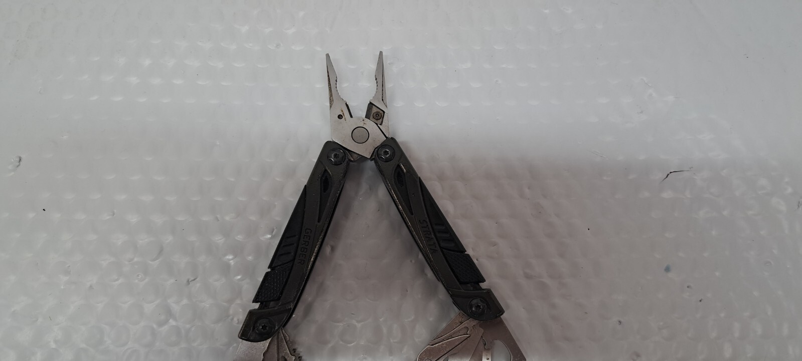 Gerber Strata EDC Compact Folding Pocket Knife Multi-Tool Discontinued 11/1/8