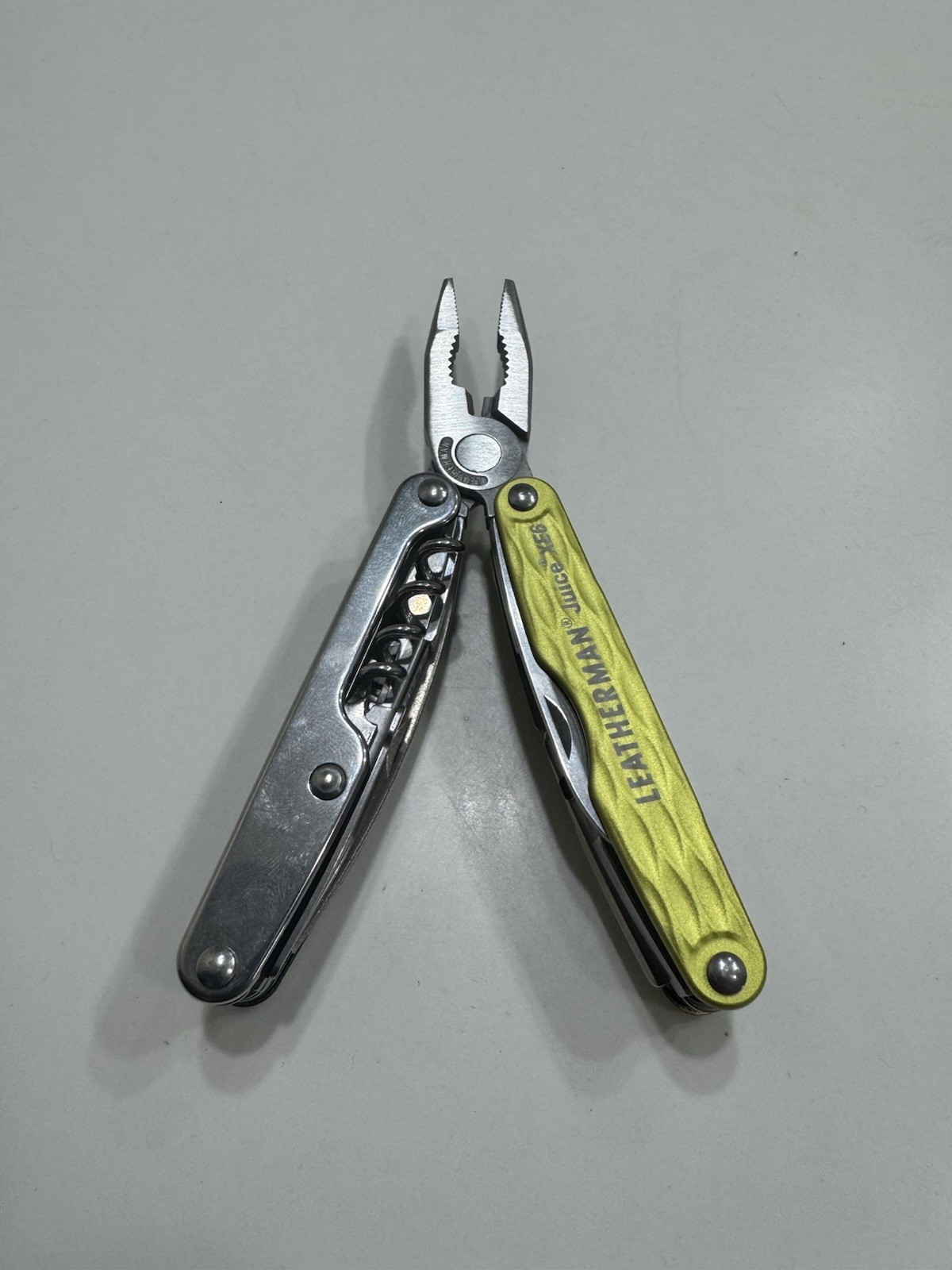 Leatherman Juice XE6 Multi-Tool Moss Green