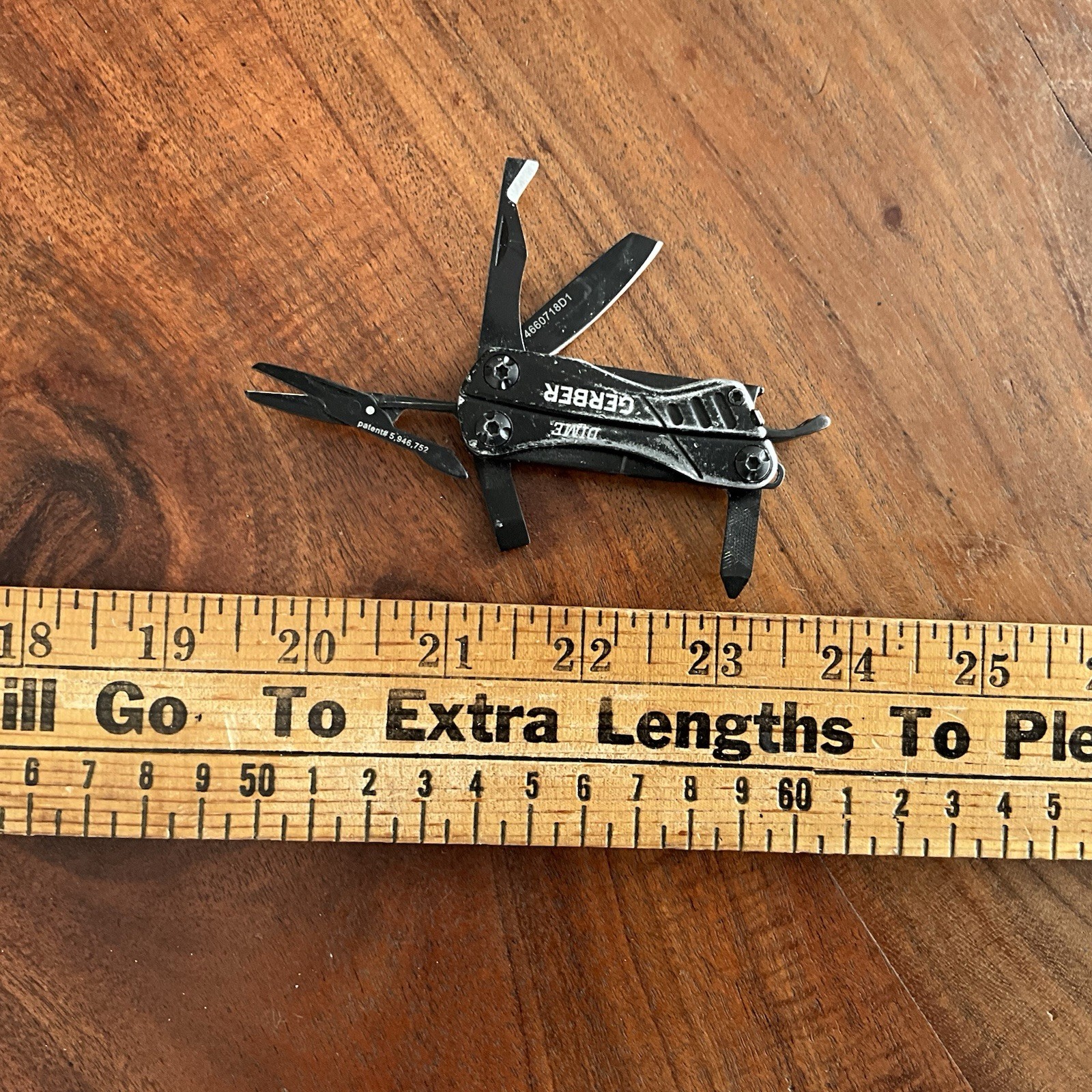 Gerber Dime Mini Multi-Tool, Knife, Pliers, Scissors, Black EDC