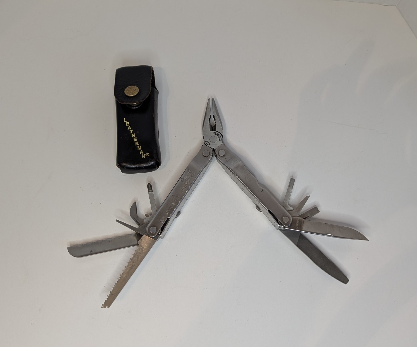 Leatherman Retired SUPER TOOL 200 Multi-Tool Stainless Date Stamp ~ 04/2003~EUC!