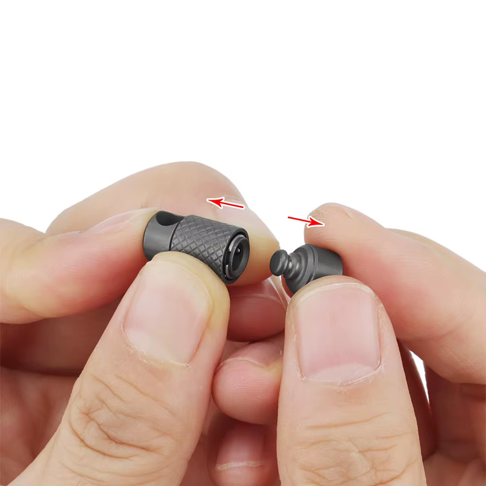 Titanium Alloy Mini Small Keychain 360 Degree Rotation Key Buckle MultiFunction