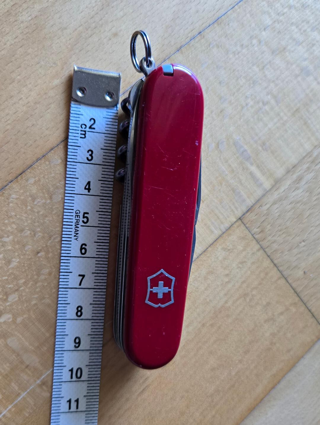 Victorinox Swiss Army Knife, 9-in-1