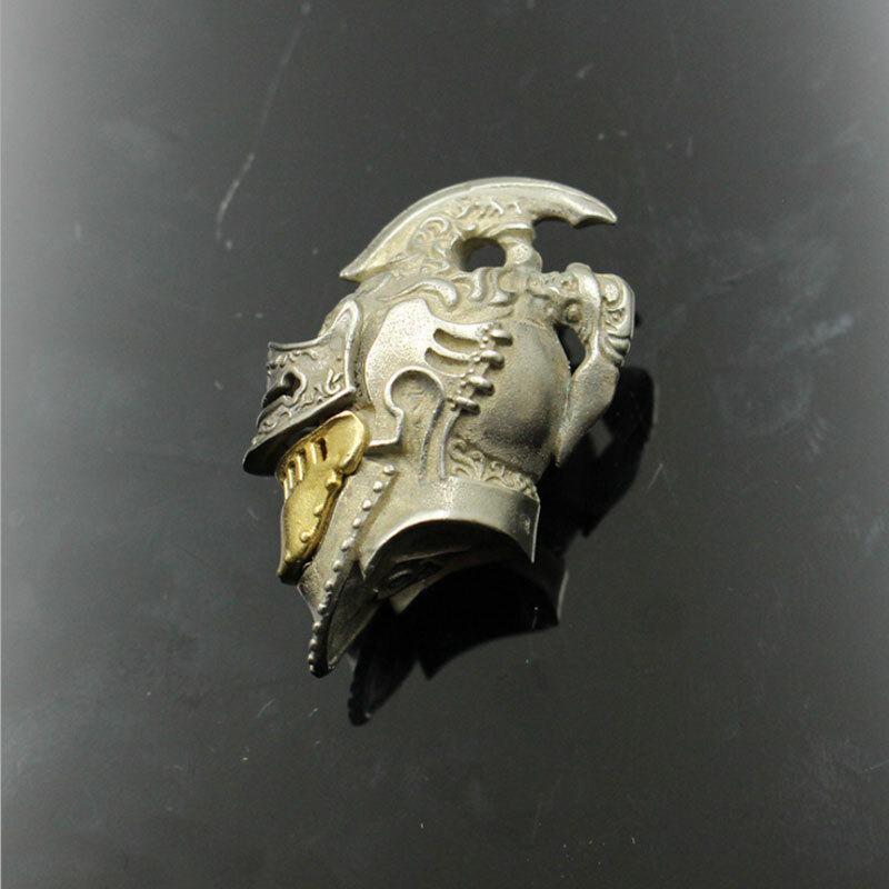EDC Brass Knight Warrior Helmet Creative DIY Bead Umbrella Rope Pendant Tool