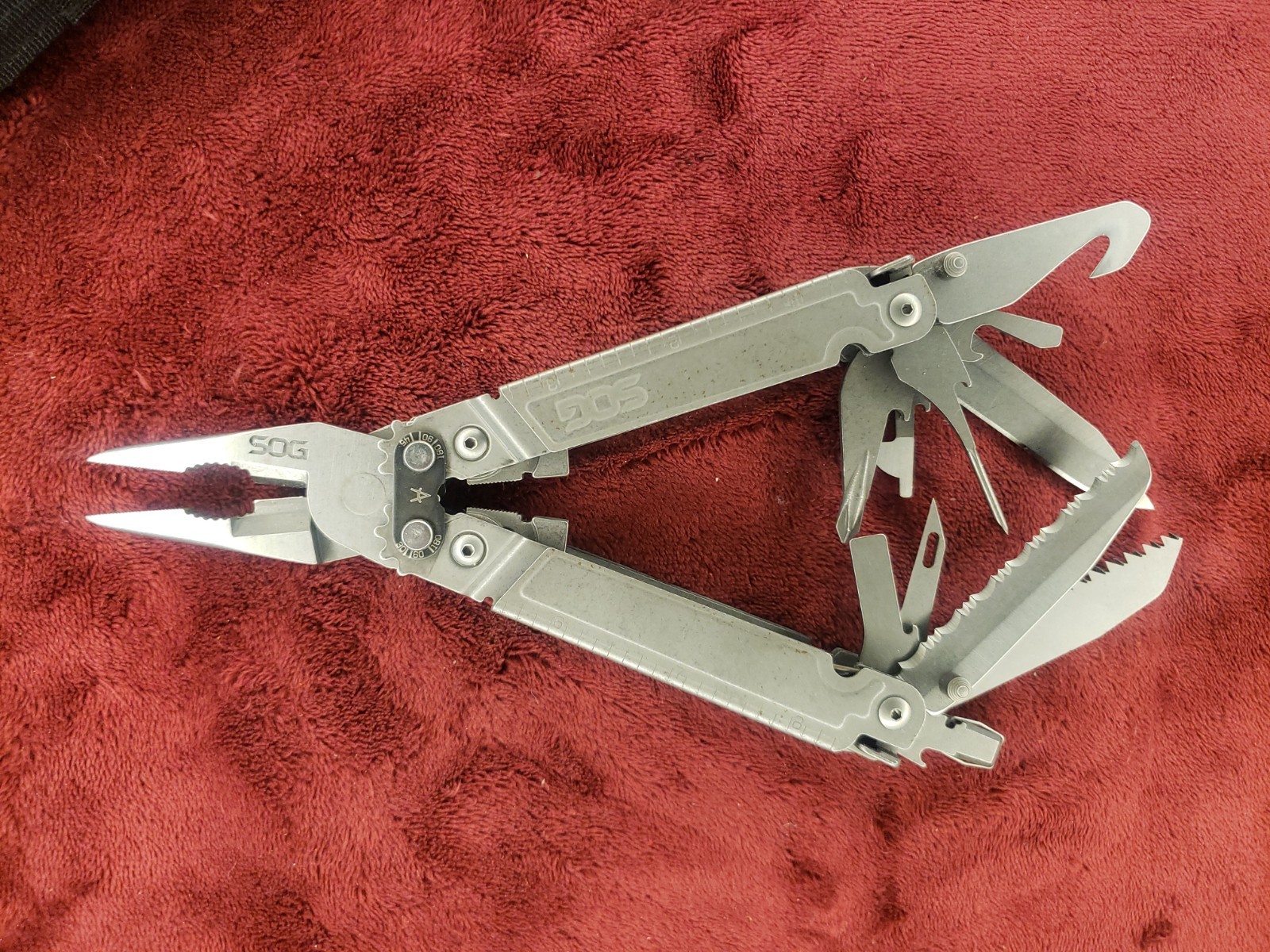 PowerAccess Assist MT – Stonewash Multi tool Stainless with Bit set and Sheath