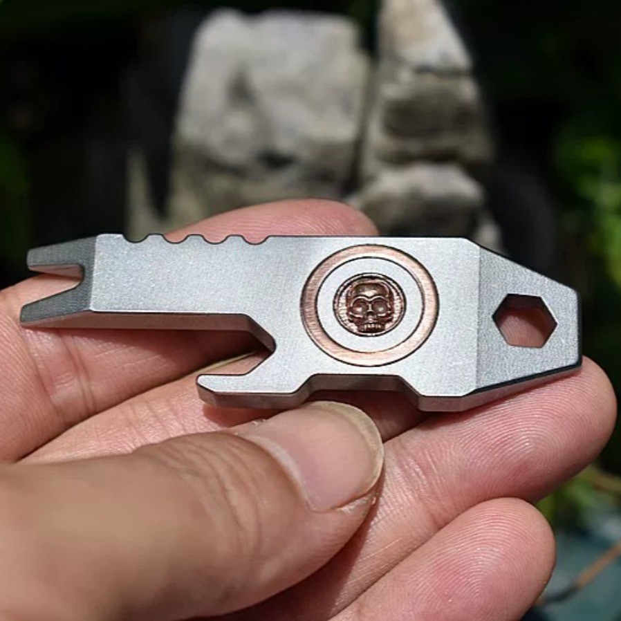 D2 Alloy Steel Copper Inlaid Heat Treated High Hardness EDC Crowbar Multi Tool
