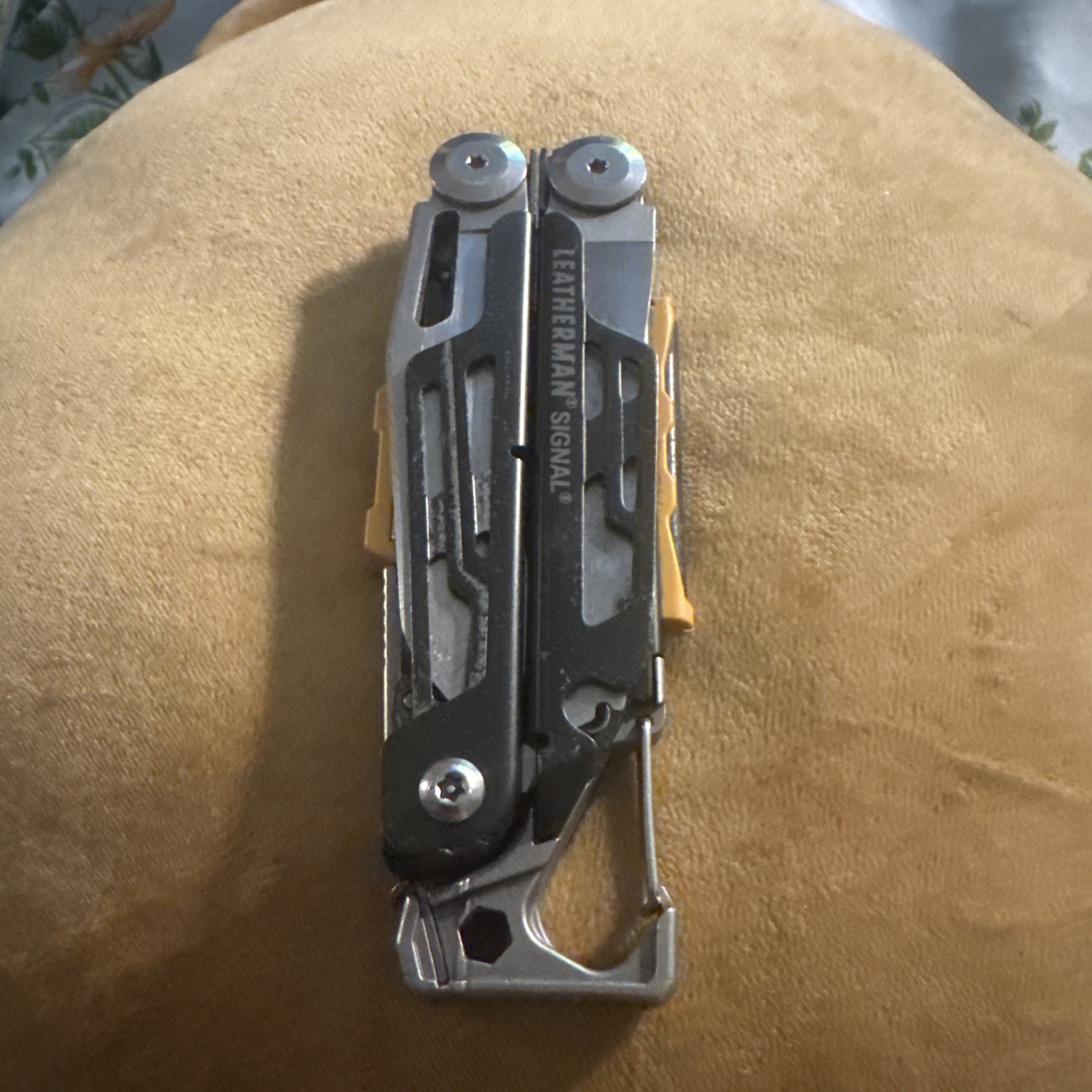 Leatherman Signal Multi-Tool Black / Yellow – Excellent!
