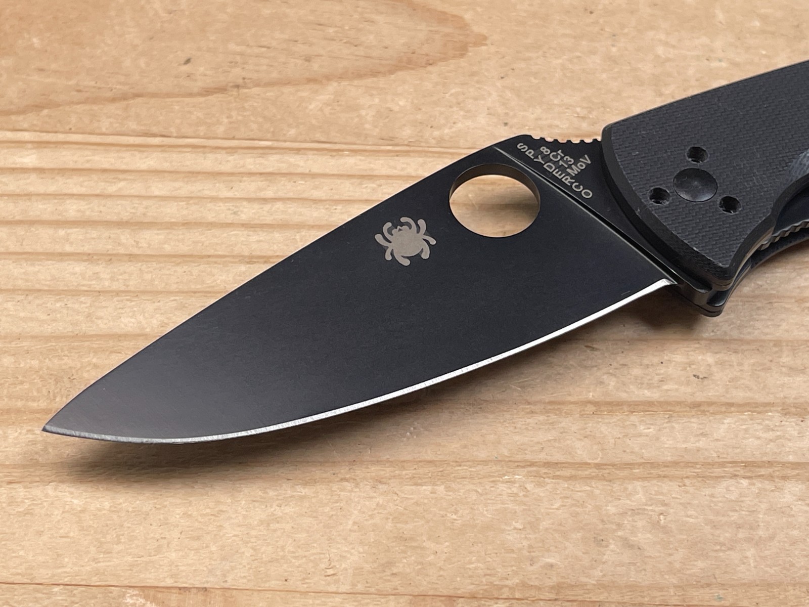 Spyderco Tenacious Black Plain Edge 8cr13Mov G10 Handle Folding Pocket Knife