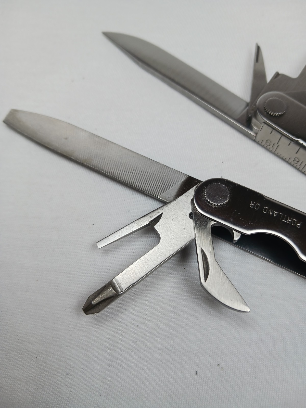 Leatherman Pocket Survival Tool PST 12-in-1 Straight Edge w/ Sheath Box Guide