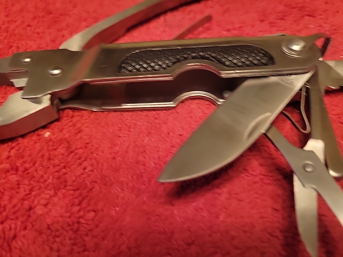 MULTI TOOL KNIFE PLIERS