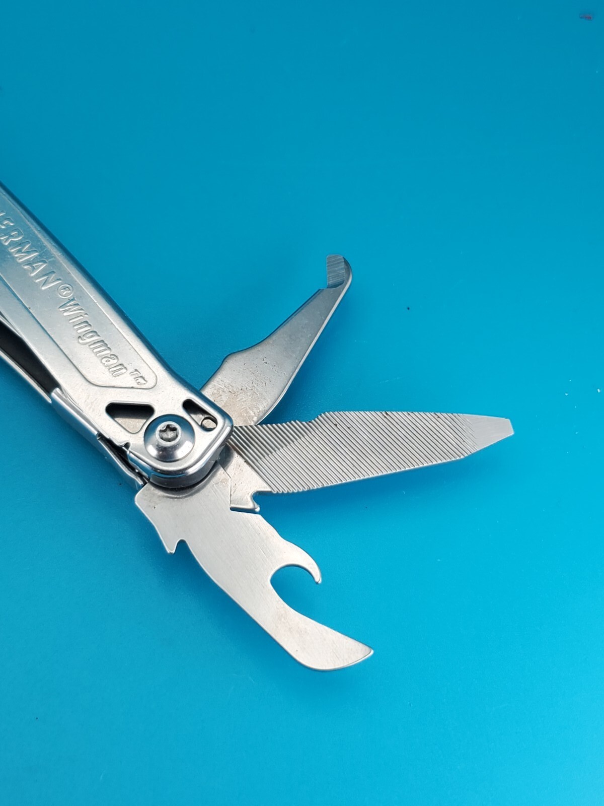 LEATHERMAN WINGMAN MULTI-TOOL! FAST SHIPPING!