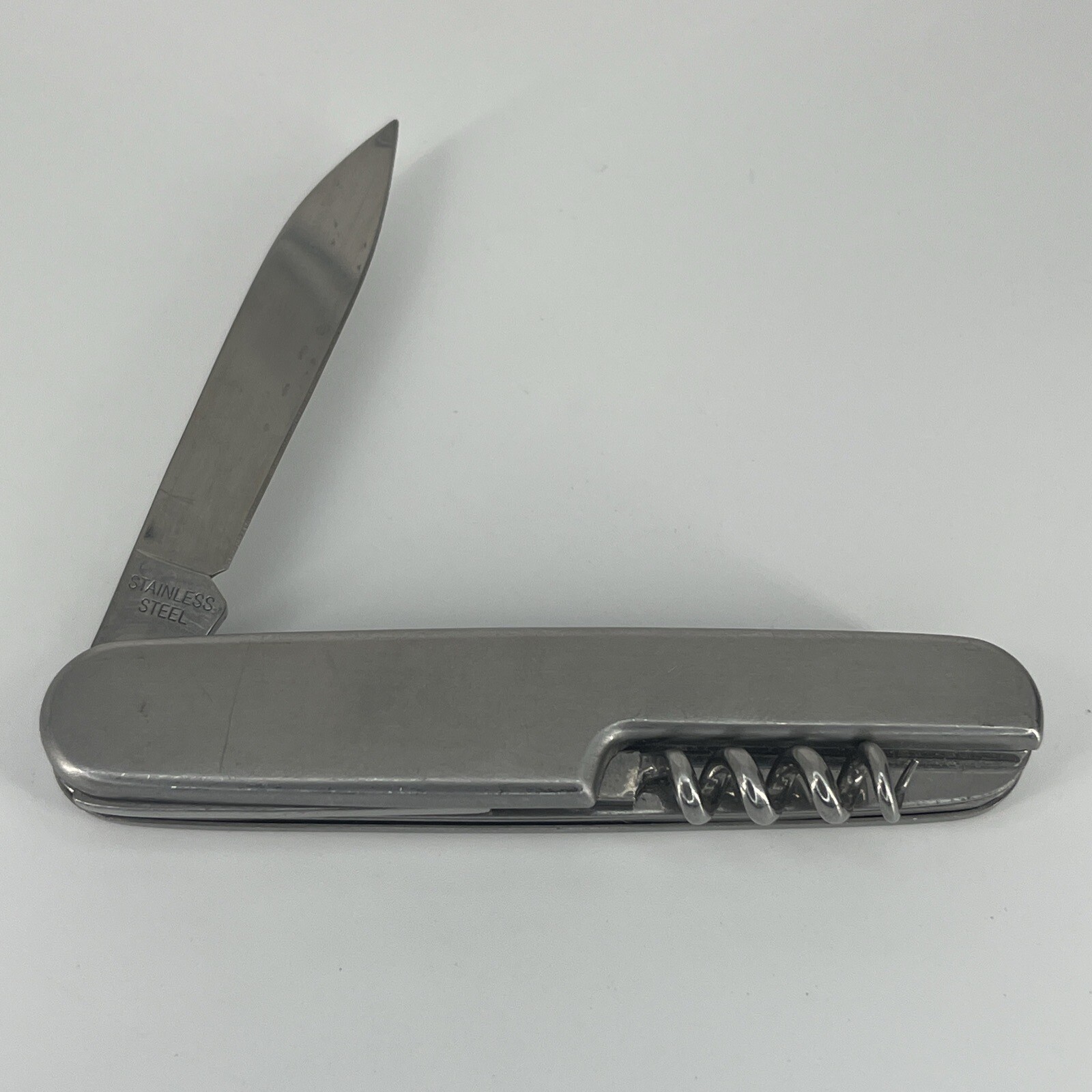National Geographic Adventure Folding Knife Multi-Tool Bottle Opener Corkscrew