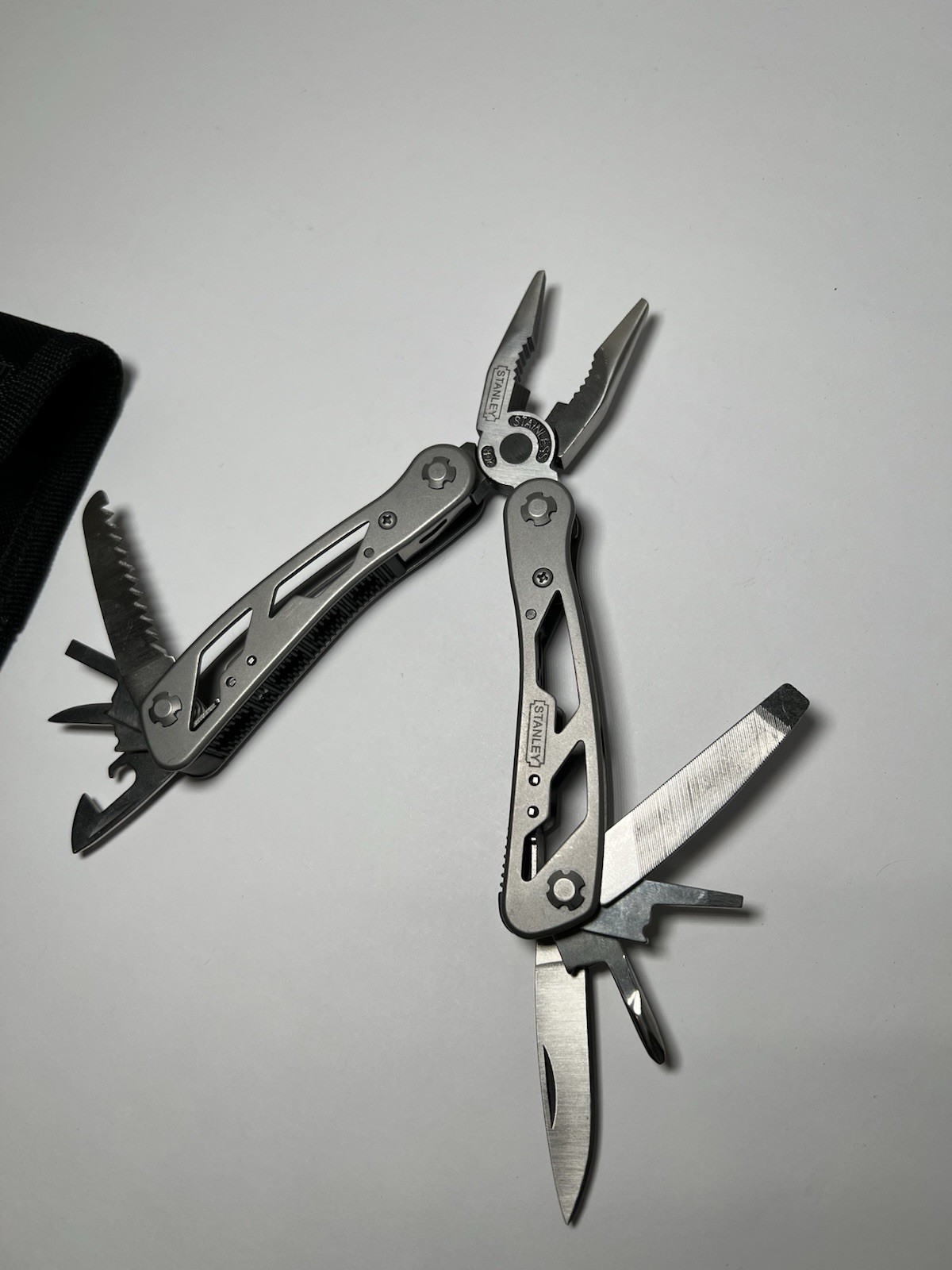 Stanley Stainless Multi-Tool Folding Pliers Knife Saw Screwdriver w/ Sheath
