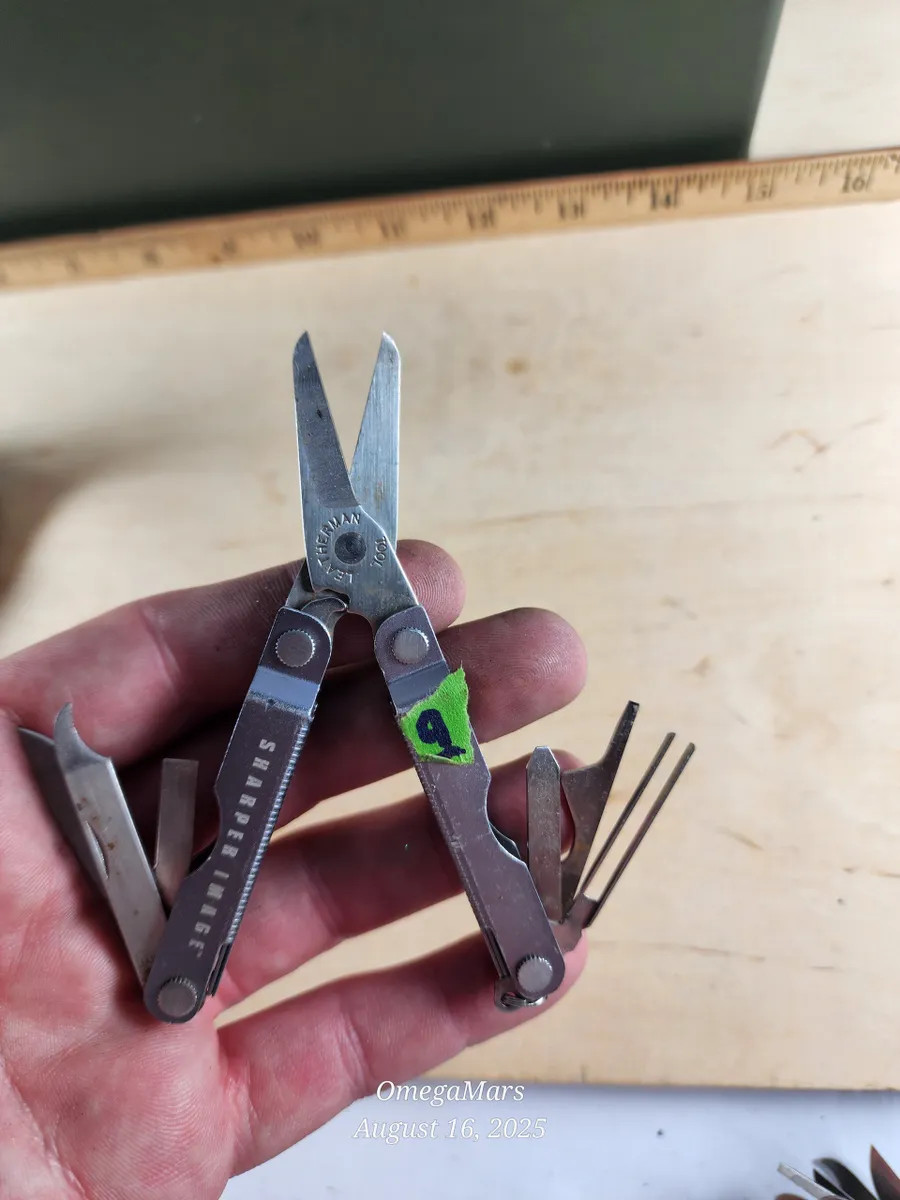 Leatherman Micra Gray #9 Light usage