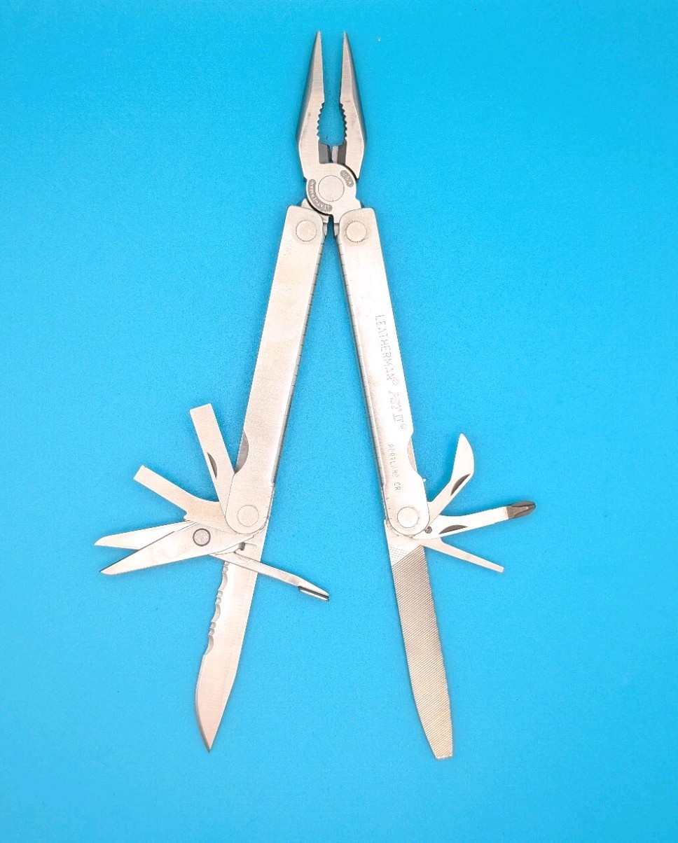 Leatherman PST 2 Multi Tool! 11/98 date stamp! Fast Shipping! With Sheath! NEW!