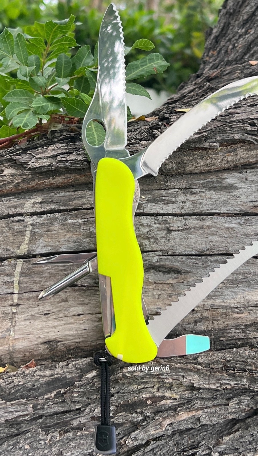 Victorinox Rescue Tool Glow In the Dark Yellow Swiss Army knife, 0.8623.MWN, NIB