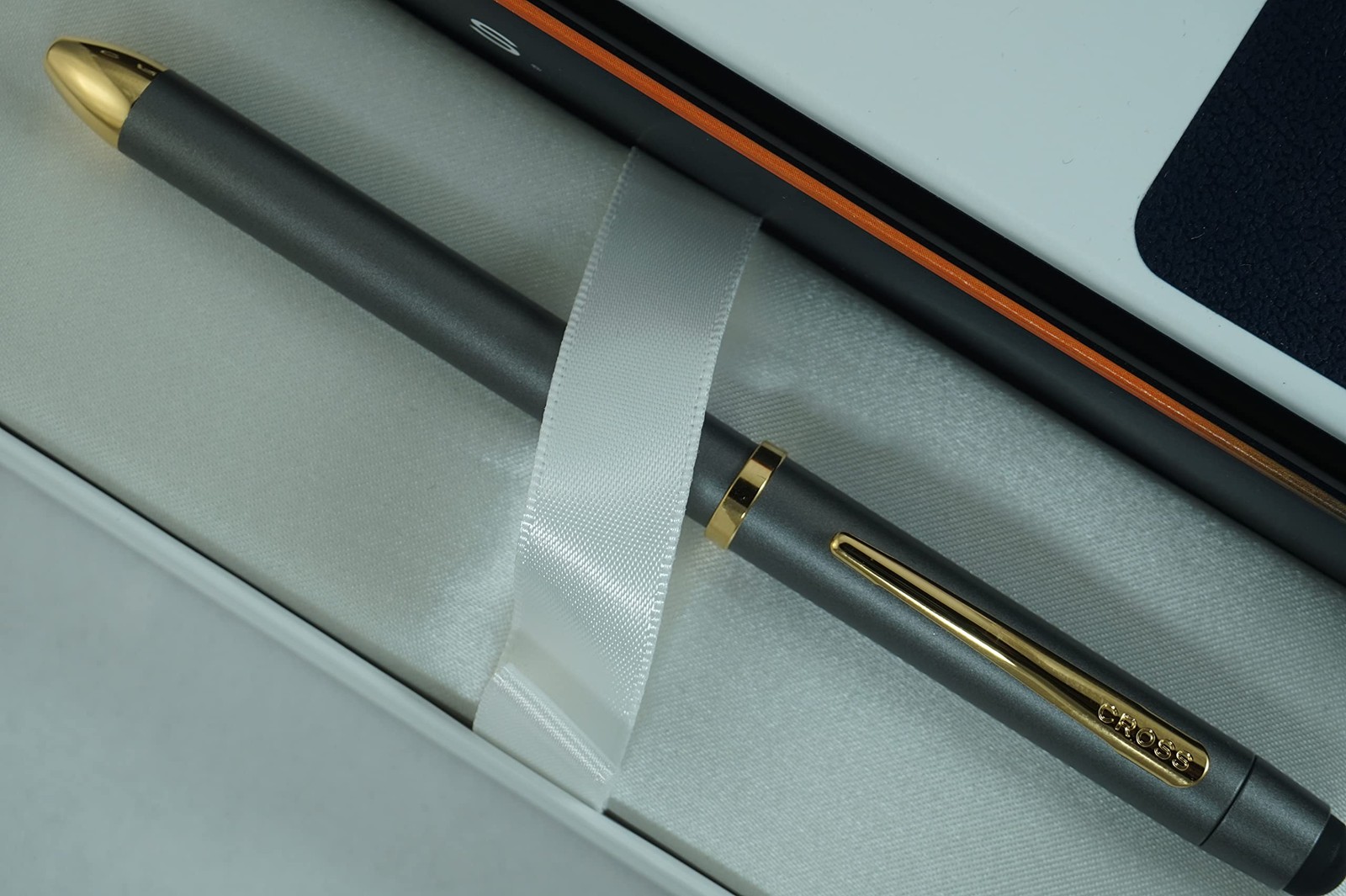 Tech3+ with Sophisticated Brushed diamond pattern finish Barrel & interchange…