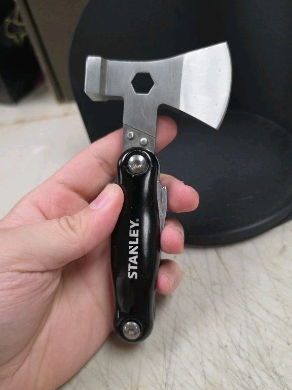 Stanley 11-in-1 Hammer Multi-Tool – Hammer – Screwdriver – Pliers – Saw & More