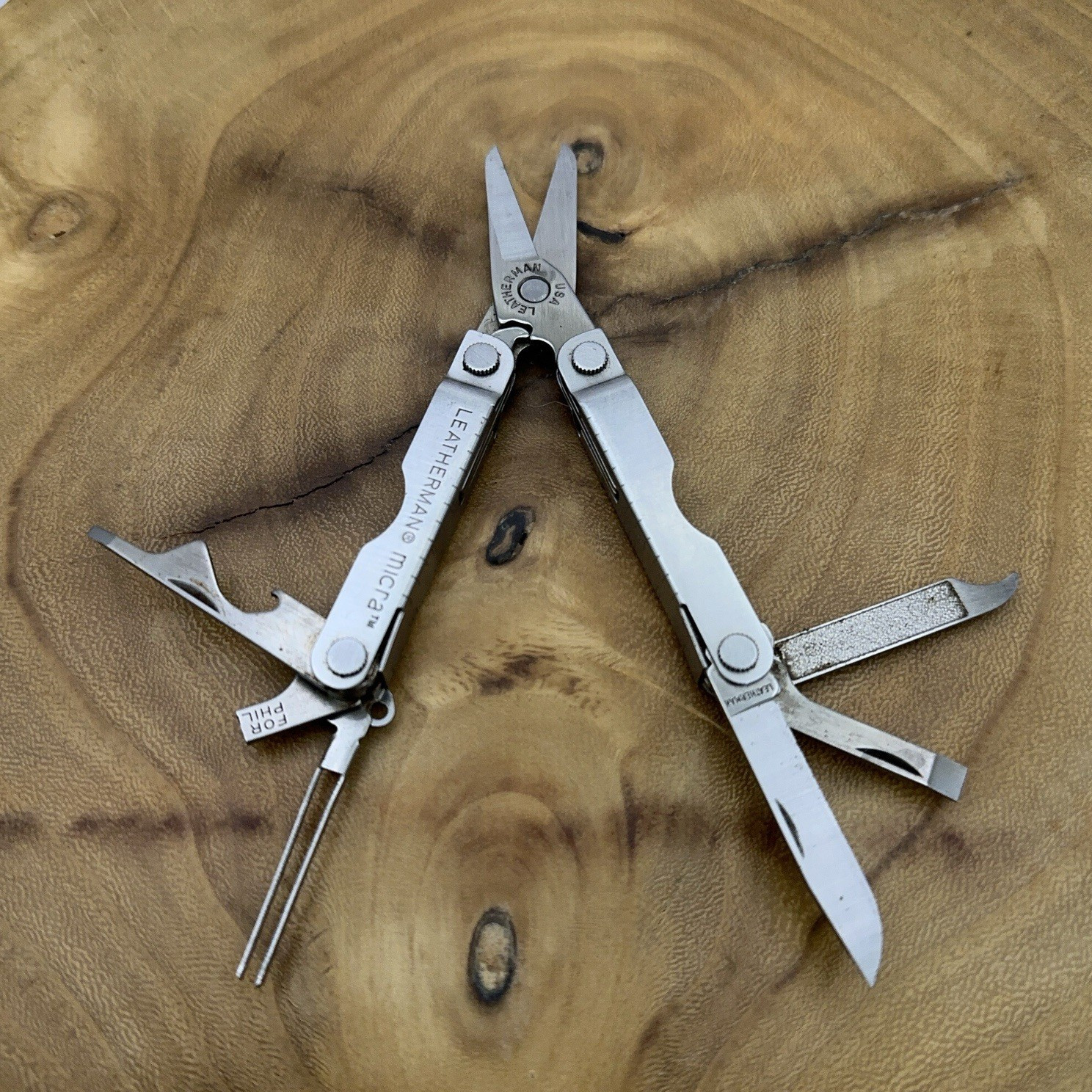 1 Leatherman Micra Stainless Mini Multitool Knife, Stainless Dated 10/03 *READ*