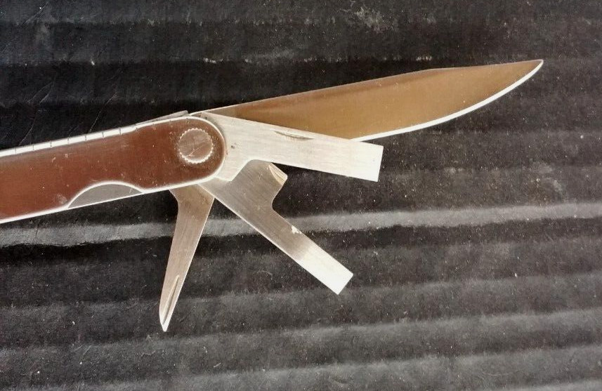 Leatherman Multi Twelve Tool Stainless 4″ No Sheath 2.5″ Blade Excellent + 1985