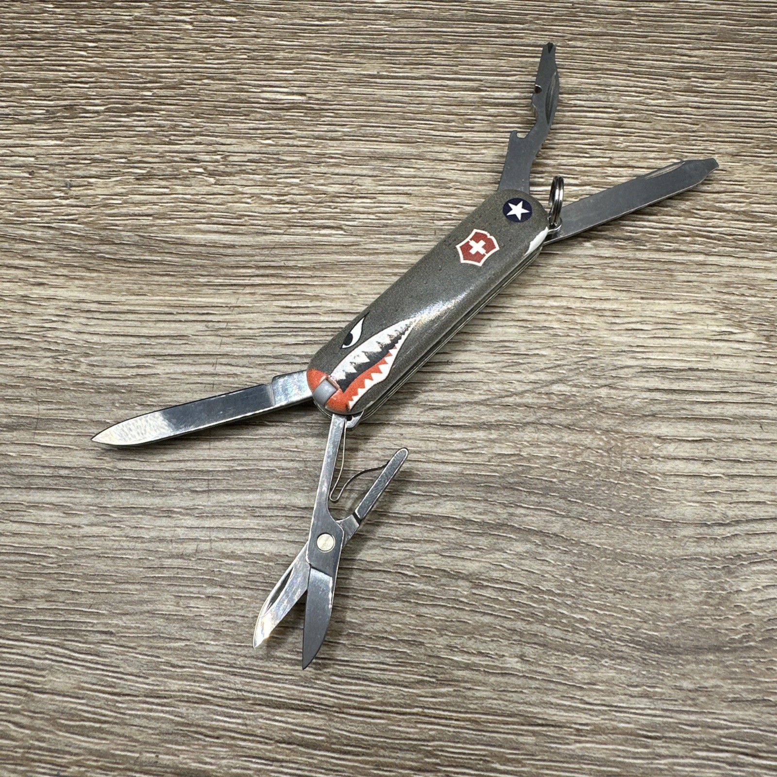 Victorinox Warthog Rambler Swiss Army Knife SAK Multi-Tool Military Design