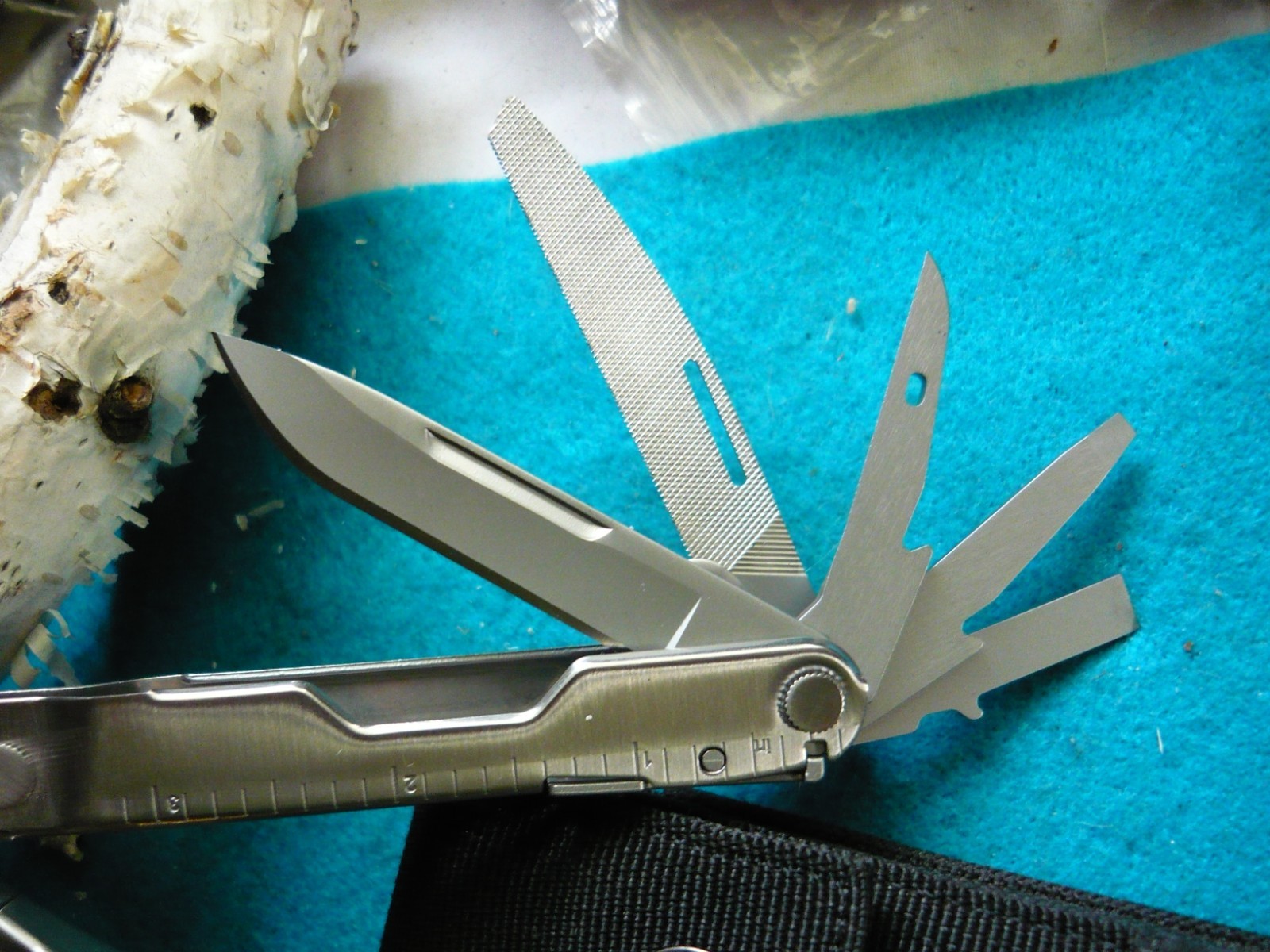 Leatherman Rebar Multi-Tool With Sheath Stainless 17 Tools Multi Tool NEW 831547