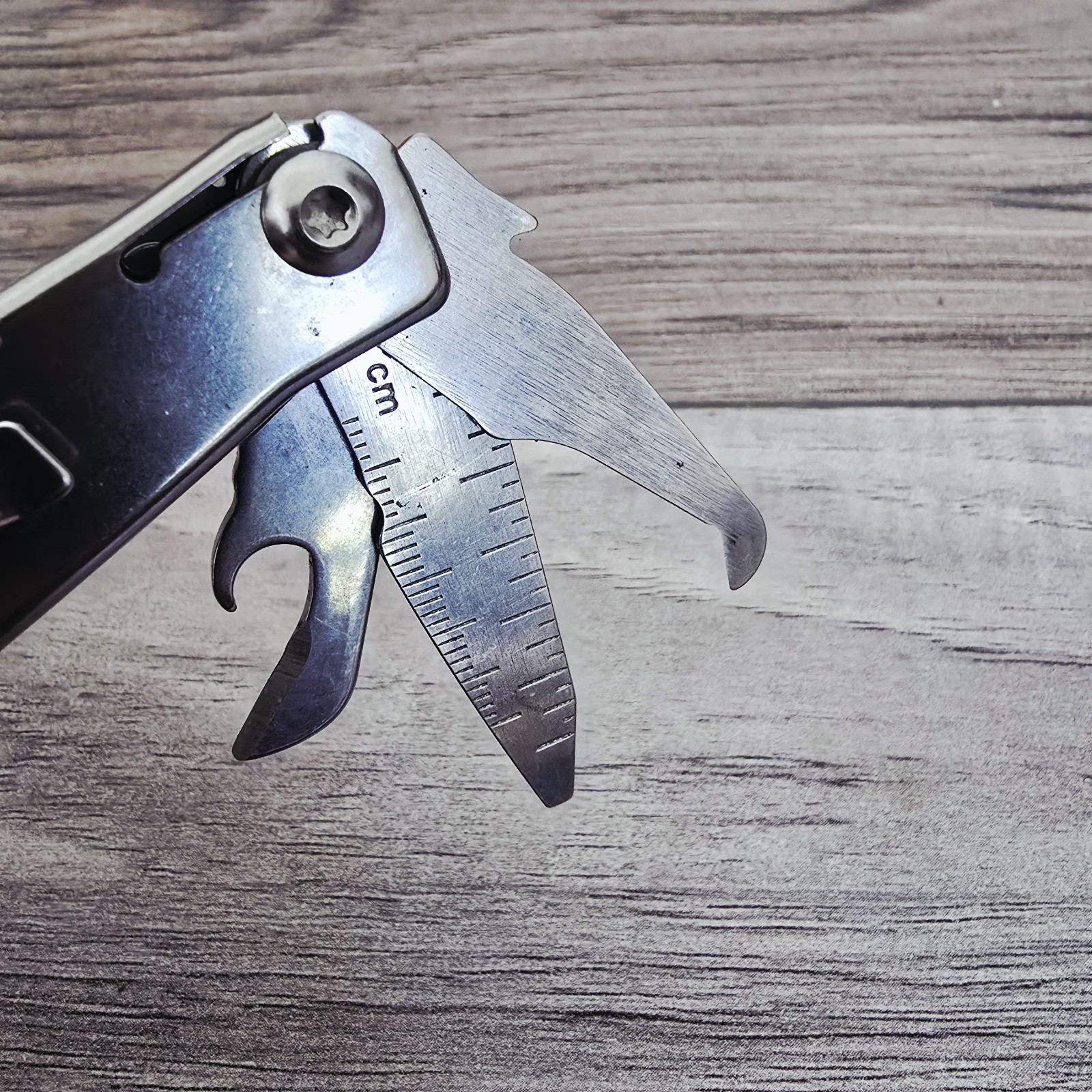 Leatherman Rev Multi-Tool Silver Pocket Knife Hiking Heavy-duty