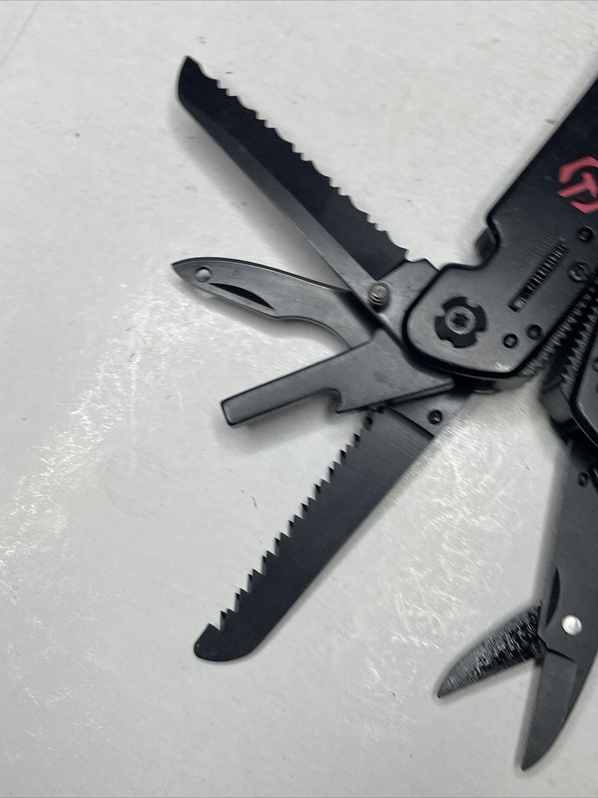 Ganzo Multi Tool G302 B Outdoors Military Camping Pliers Kits Fishing Multitool