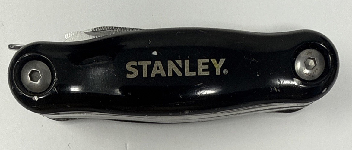 Stanley Multi Tool 7 in 1 Combination Pliers /Black