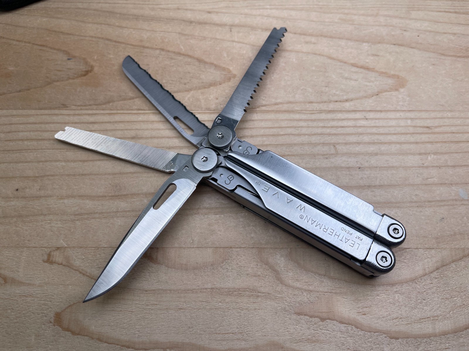 Leatherman Wave Multi-tool Knife w/Nylon Sheath 09/00 – Early Version, Very Nice