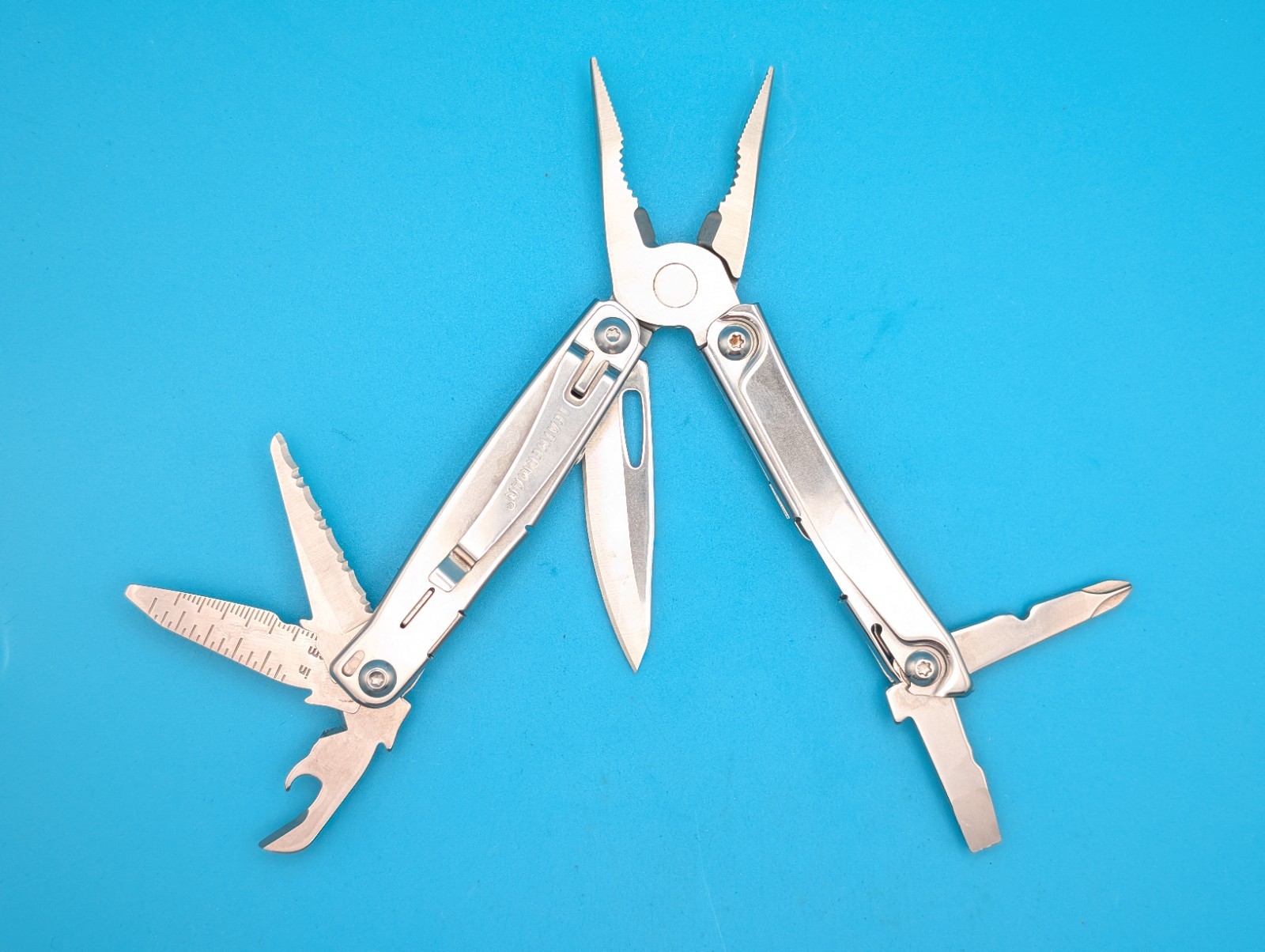 Leatherman Rev 3.8″ Multi-Tool, Stainless!