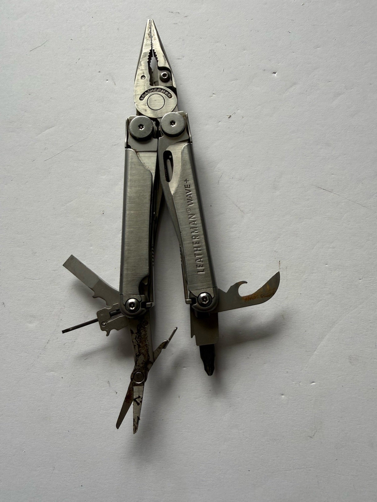 Leatherman Wave Plus + Multi-Tool! SILVER & BLACK! WITH SHEATH! FAST SHIPPING