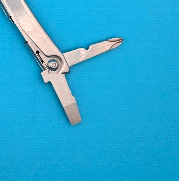 Leatherman Bolster 13 Tool Stainless Steel Multi-Tool!