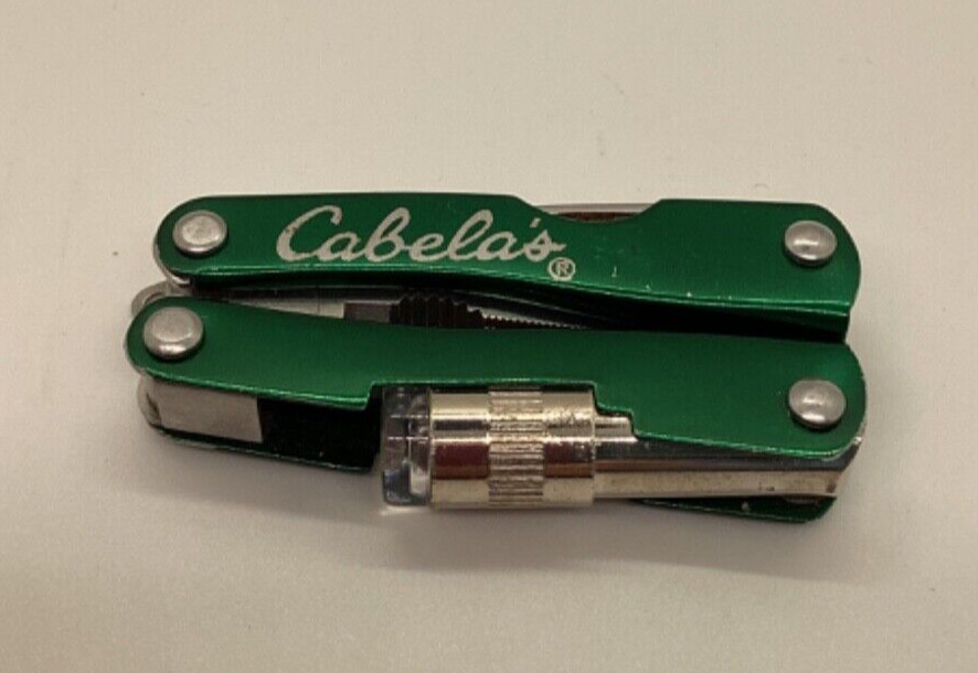 Cabela’s 2.75 inches long Multi-tool – Pre-owned