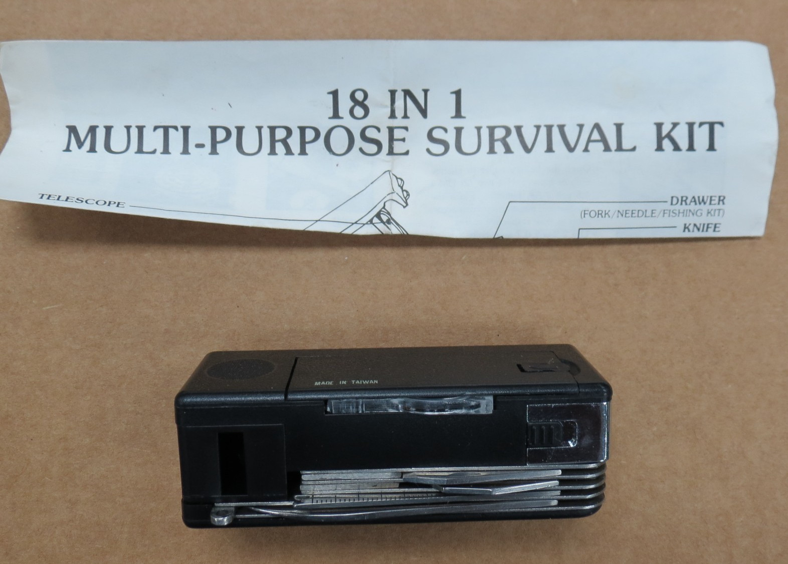 18 IN 1 MULTI PURPOSE SURVIVAL KIT – SHEATH – MANUAL – TAIWAN – COOL !!!!
