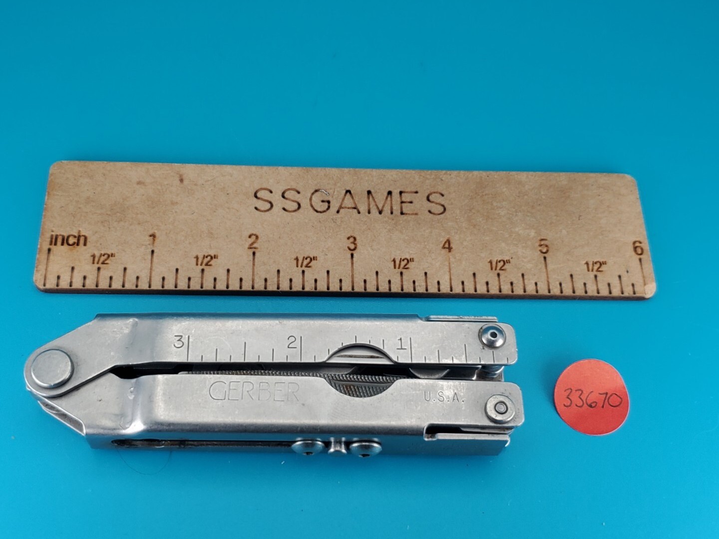 Gerber Vintage Stainless Steel Bluntnose MP400 Multi-Tool!