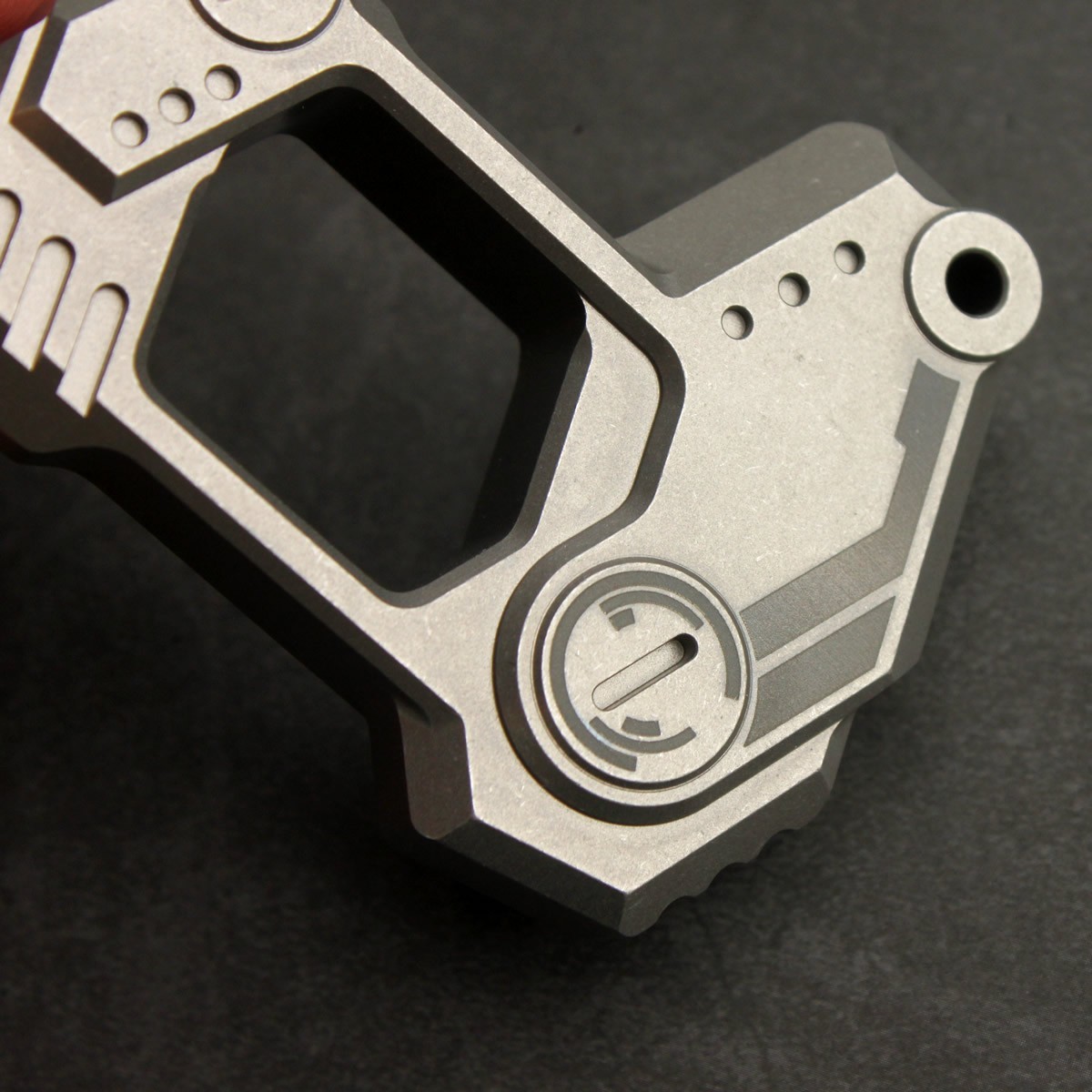 TC4 Titanium Hand Pieces EDC TOOLs Pocket Tool Keychain Break Window