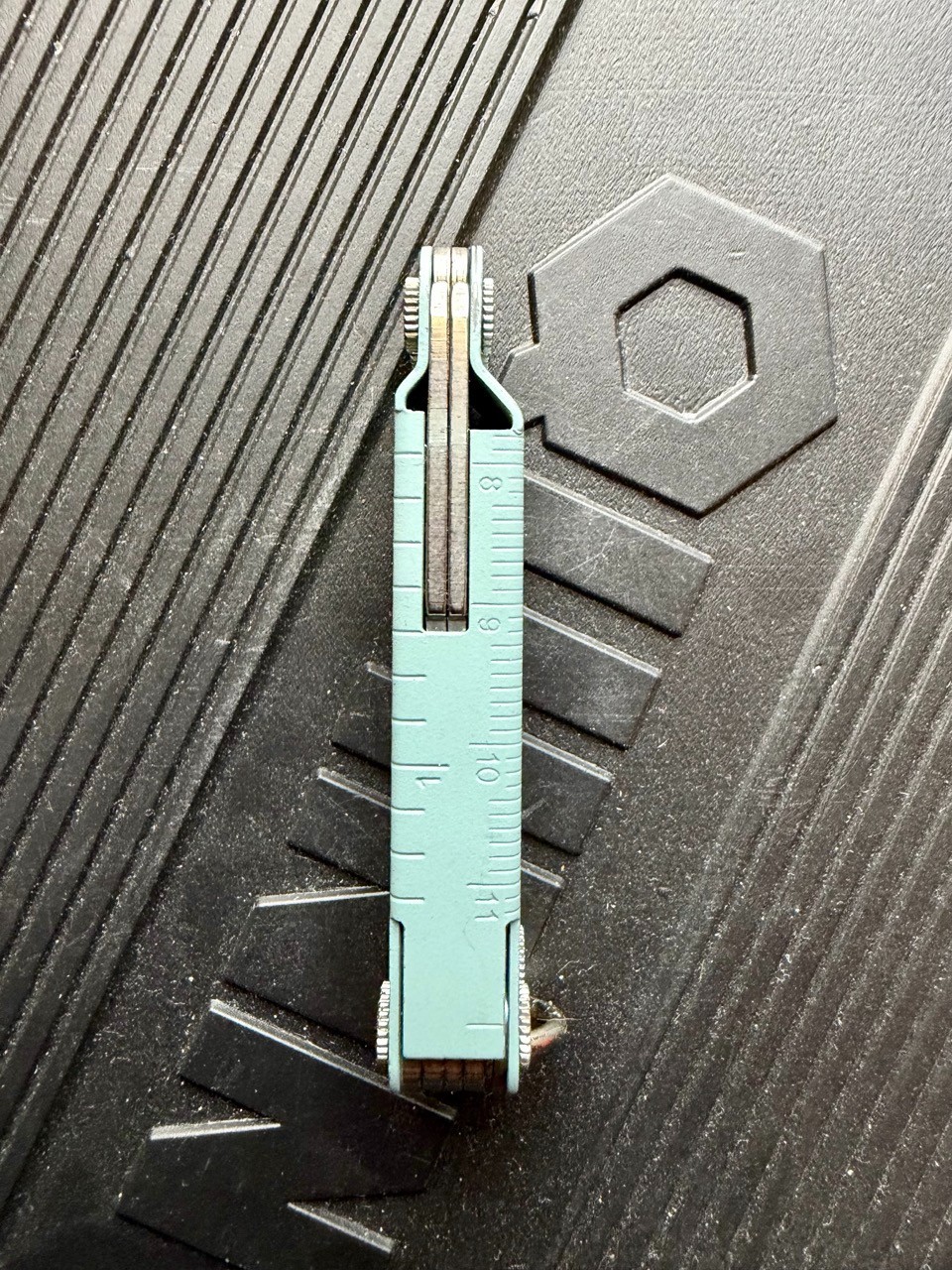 Leatherman Micra 10-in-1 Multitool Anodized Aluminum – Arctic Blue (w/ XL ring)