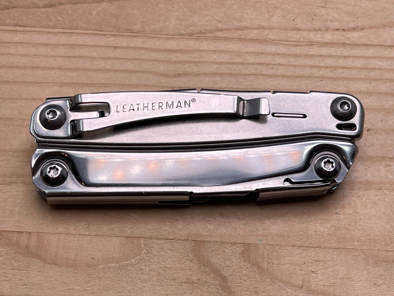Leatherman Bolster Folding Multi-tool Knife Plier