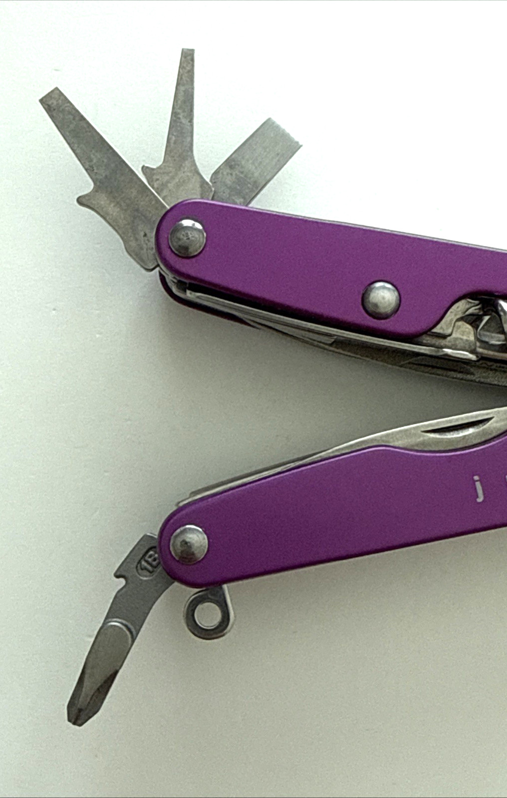 Leatherman Juice XE6 Multi-Tool Purple USA