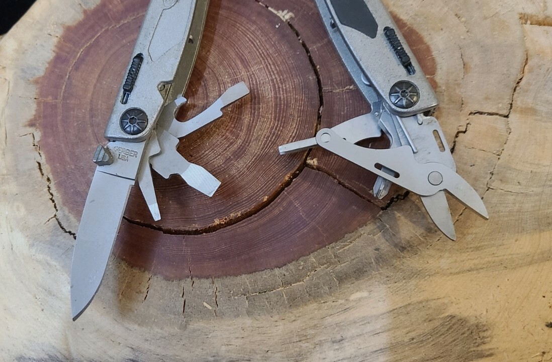 RARE Gerber MP700 Urban Legend Multi-plier- Great Condition – B80