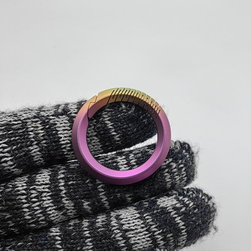 Titanium Car Key Hoop Ring Flexible Rotation Portable EDC Keychain Buckle 360°