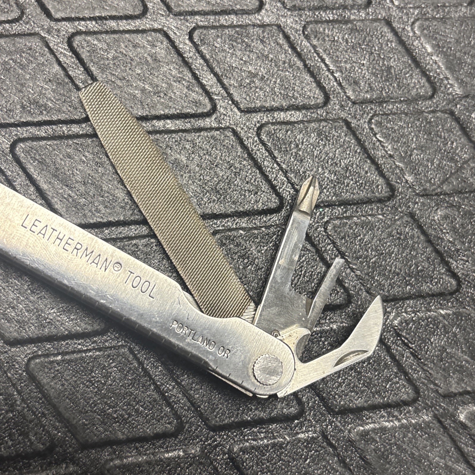 Vintage Original Leatherman Pocket Survival Tool 2 PST II Stamped 0496 / 0896