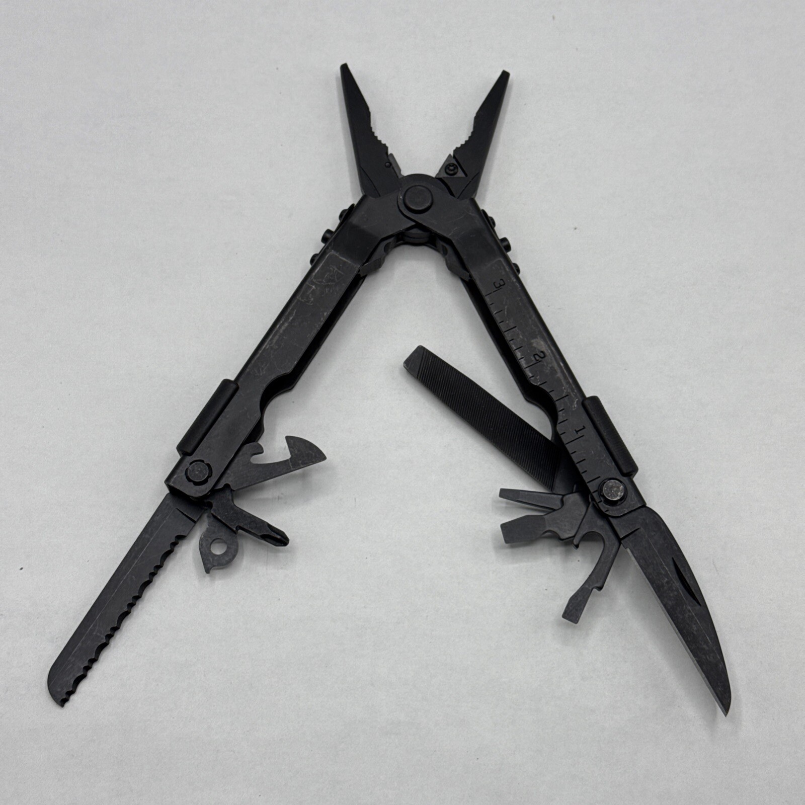 Gerber MP 600, Carbide Cutters, Needlenose – Black